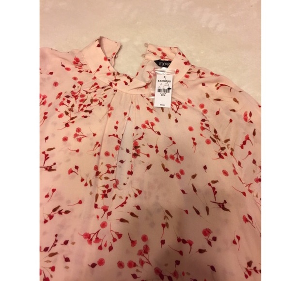 Express Top - Picture 3 of 5